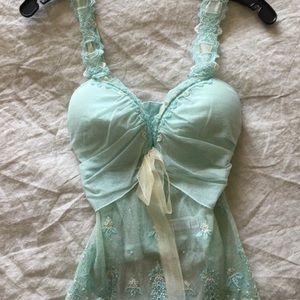 Beautiful authentic La Perla top (tag pictured)! Wish I didn't have to sell it:(